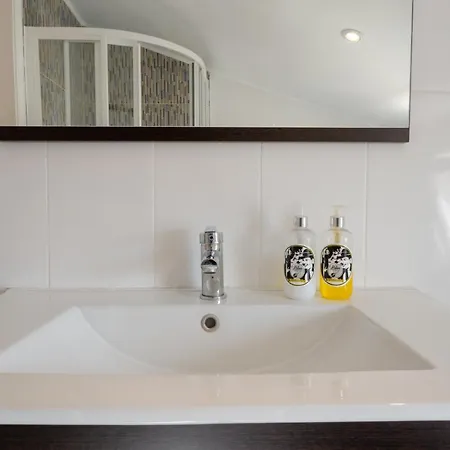 118 D - Avenida Roof * Lissabon