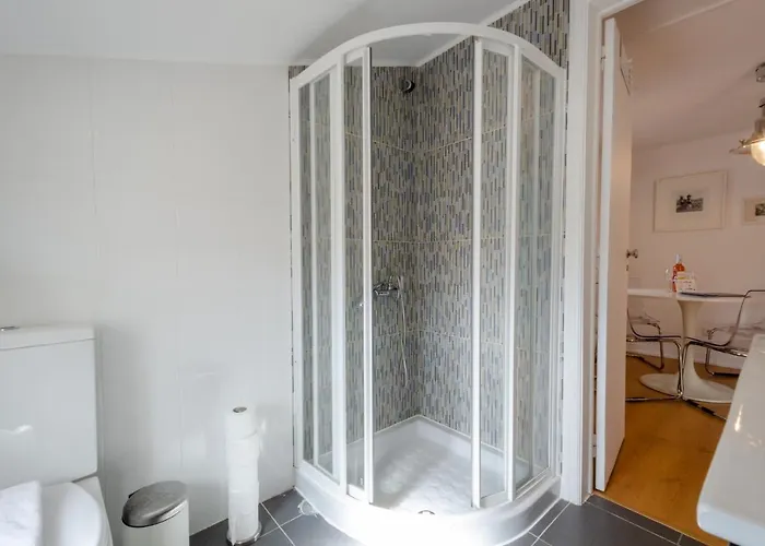 118 D - Avenida Roof Apartman Lisboa